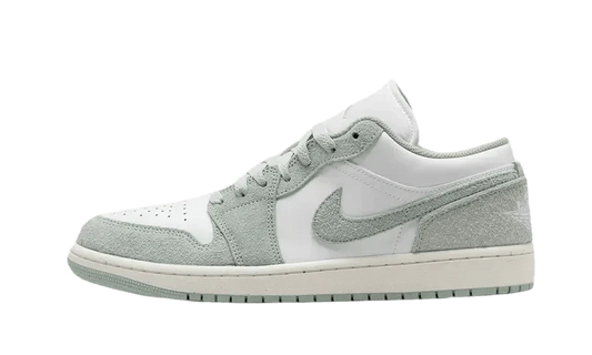 Air Jordan 1 Low SE White Seafoam