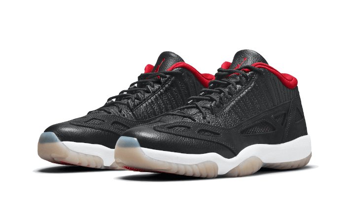 Air Jordan 11 Retro Low IE Bred (2021)