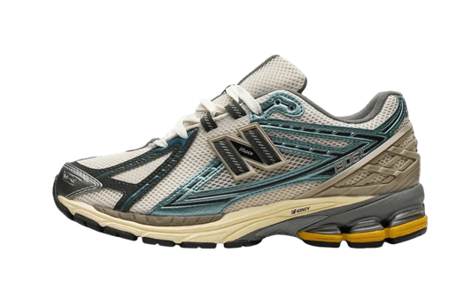 New Balance 1906R Metallic Teal