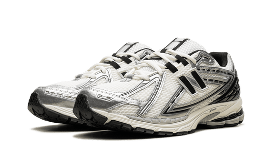 New Balance 1906R Silver Black