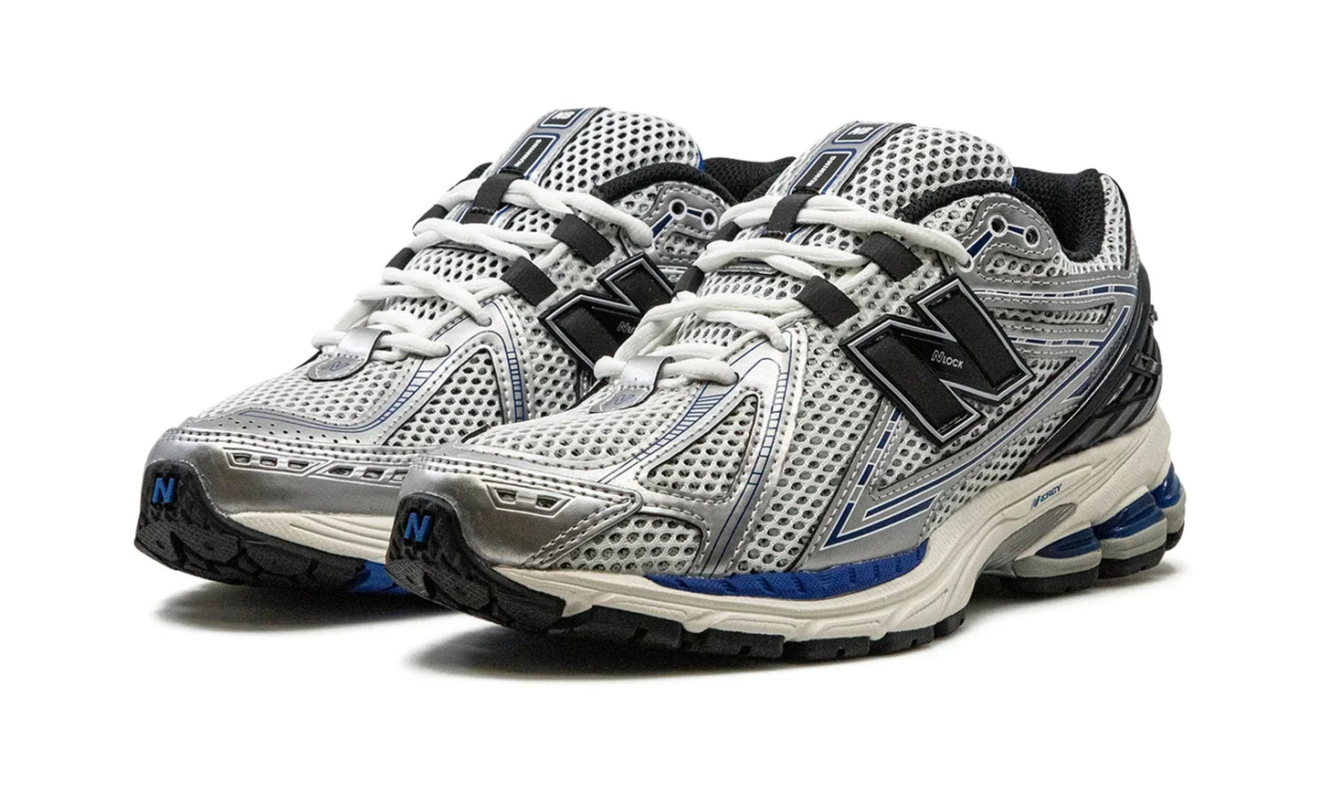 New Balance 1906R Silver Metallic