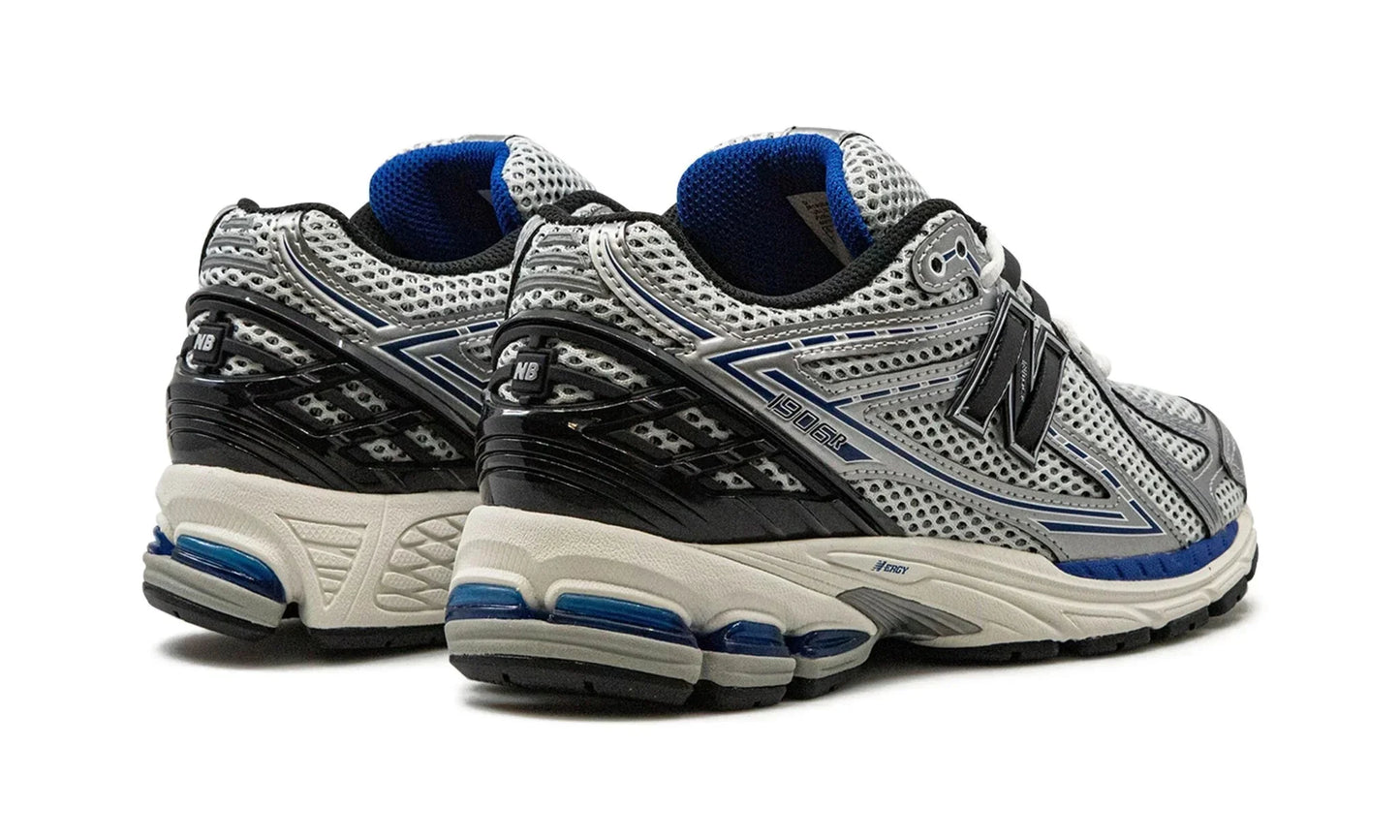 New Balance 1906R Silver Metallic
