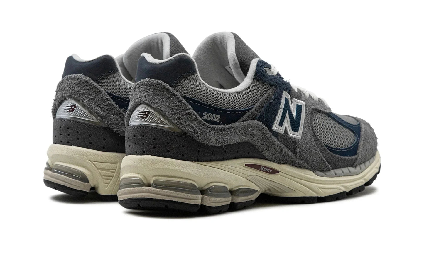 New Balance 2002R Navy Castlerock