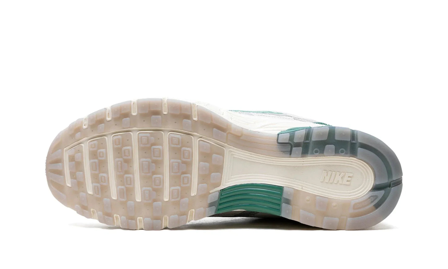 Nike P-6000 Premium Bicoastal Green