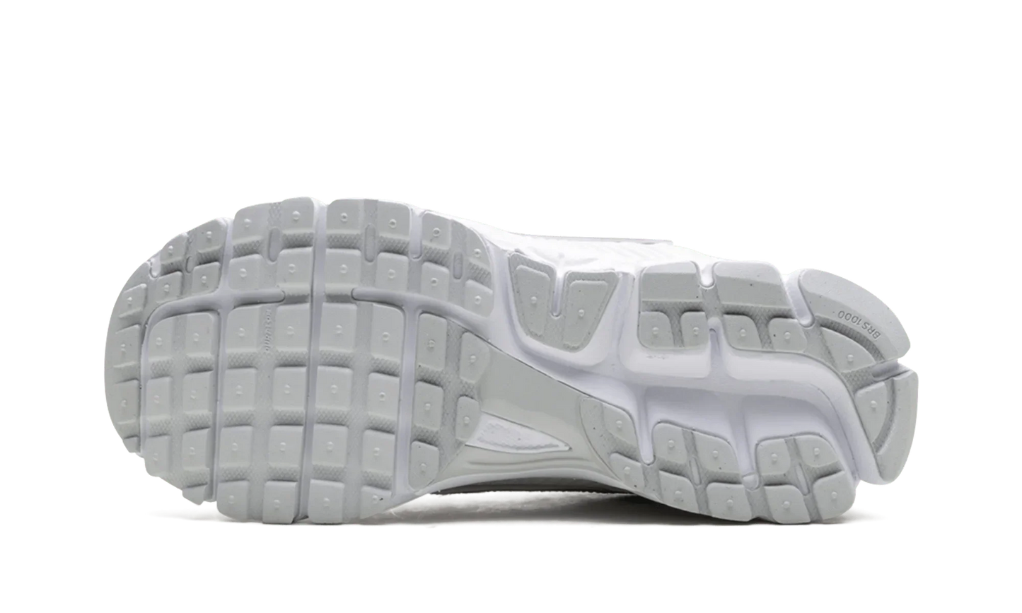 Nike Zoom Vomero 5 Chrome Toe