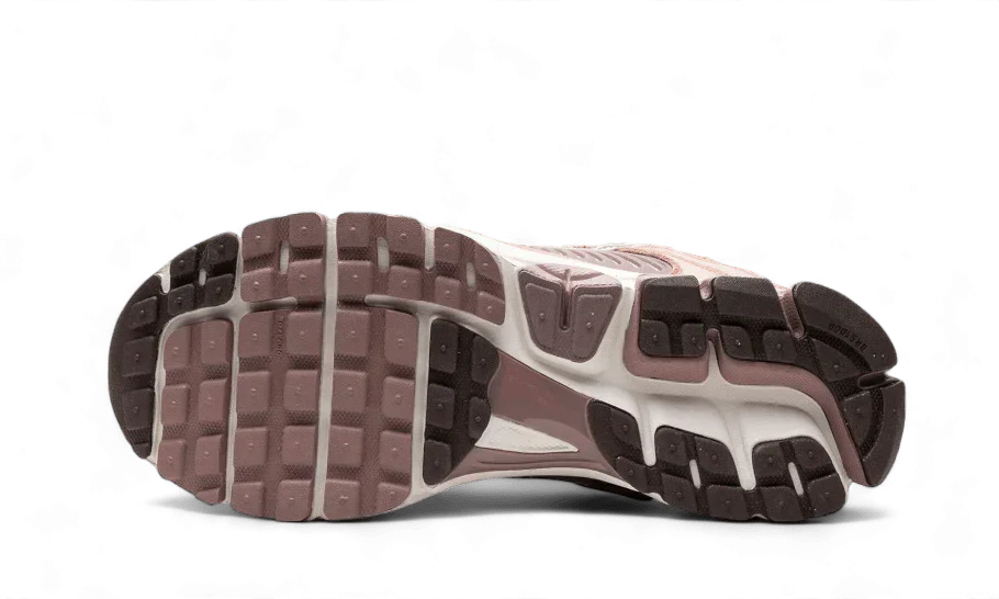 Nike Zoom Vomero 5 Dusted Clay