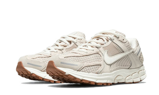 Nike Zoom Vomero 5 Light Orewood Brown