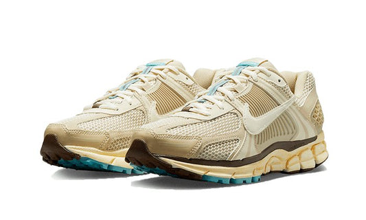 Nike Zoom Vomero 5 Oatmeal