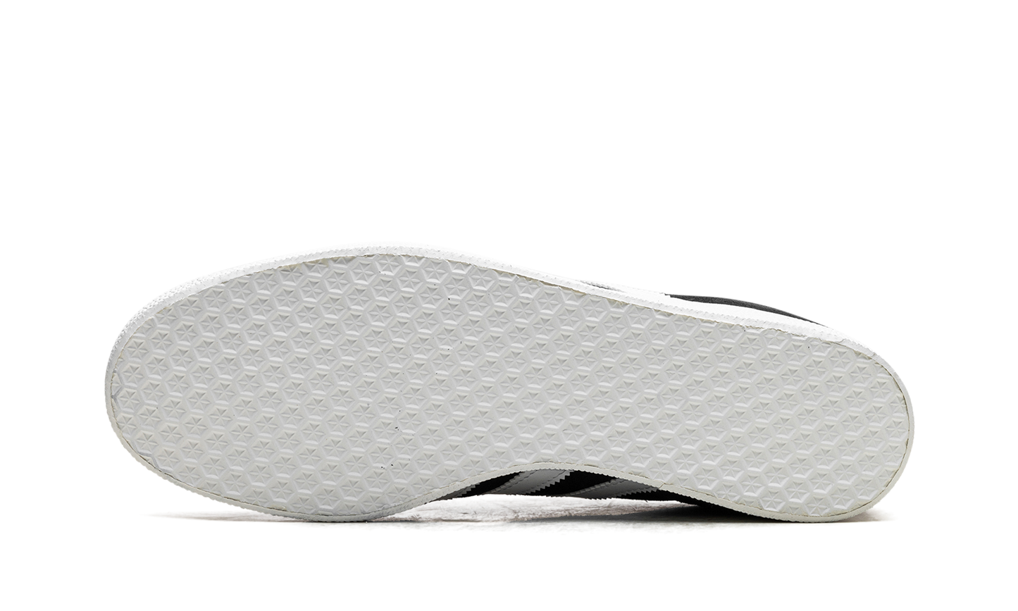 Adidas Gazelle Core Black Cloud White Gold