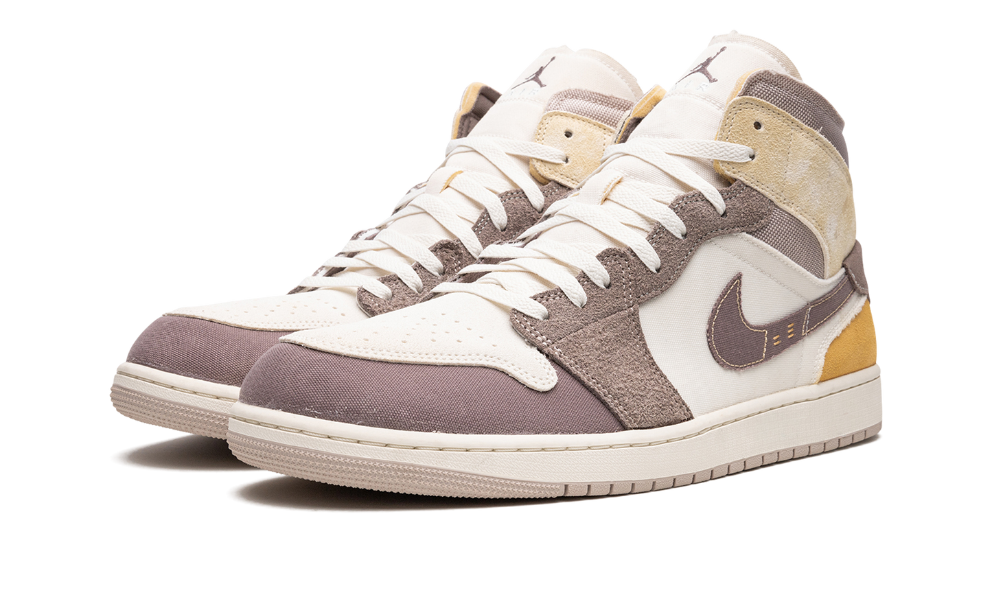 Air Jordan 1 Mid SE Craft Taupe Haze