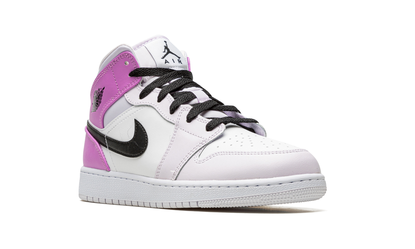Air Jordan 1 Mid Barely Grape
