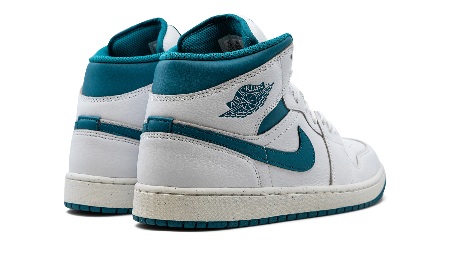 Air Jordan 1 Mid SE Industrial Blue