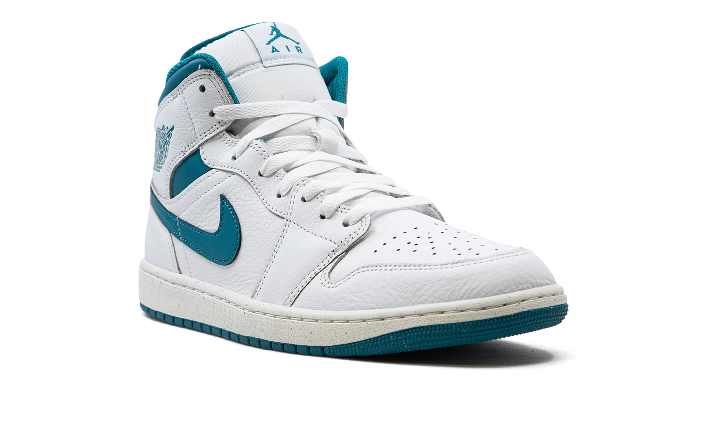 Air Jordan 1 Mid SE Industrial Blue