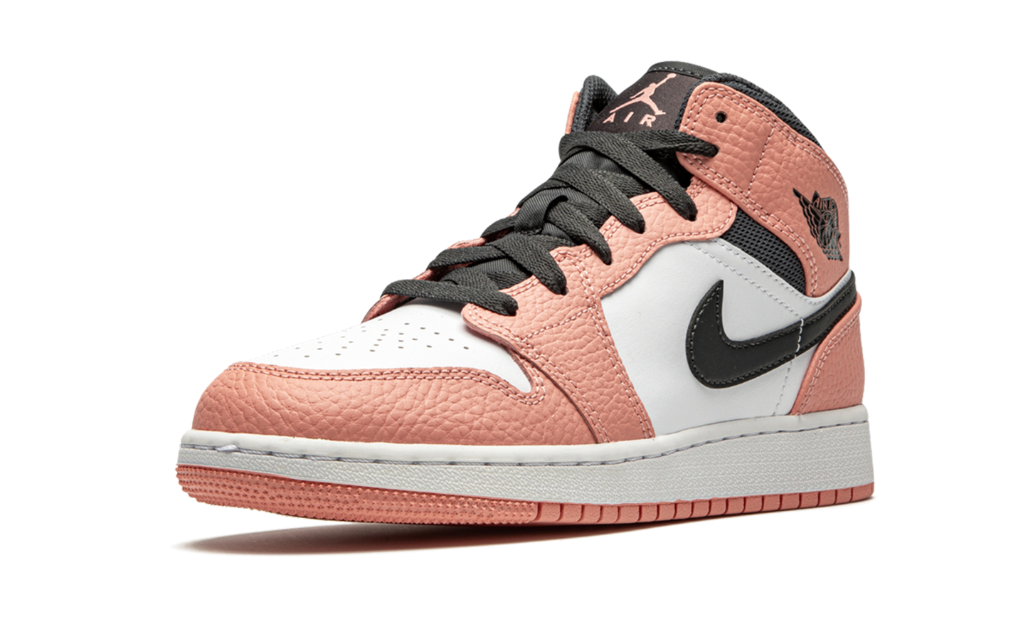 Air Jordan 1 Mid Pink Quartz