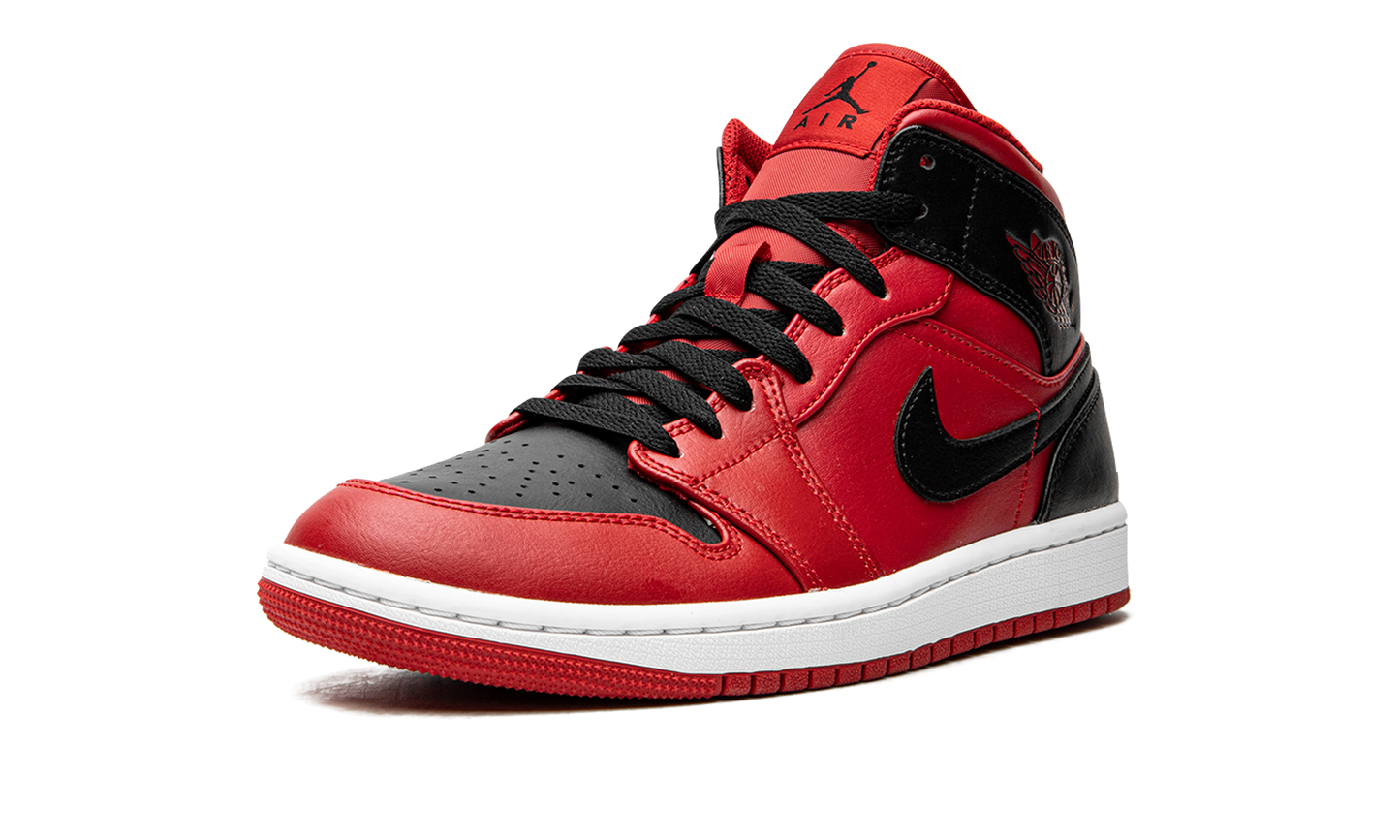 Air Jordan 1 Mid Reverse Bred (2021)