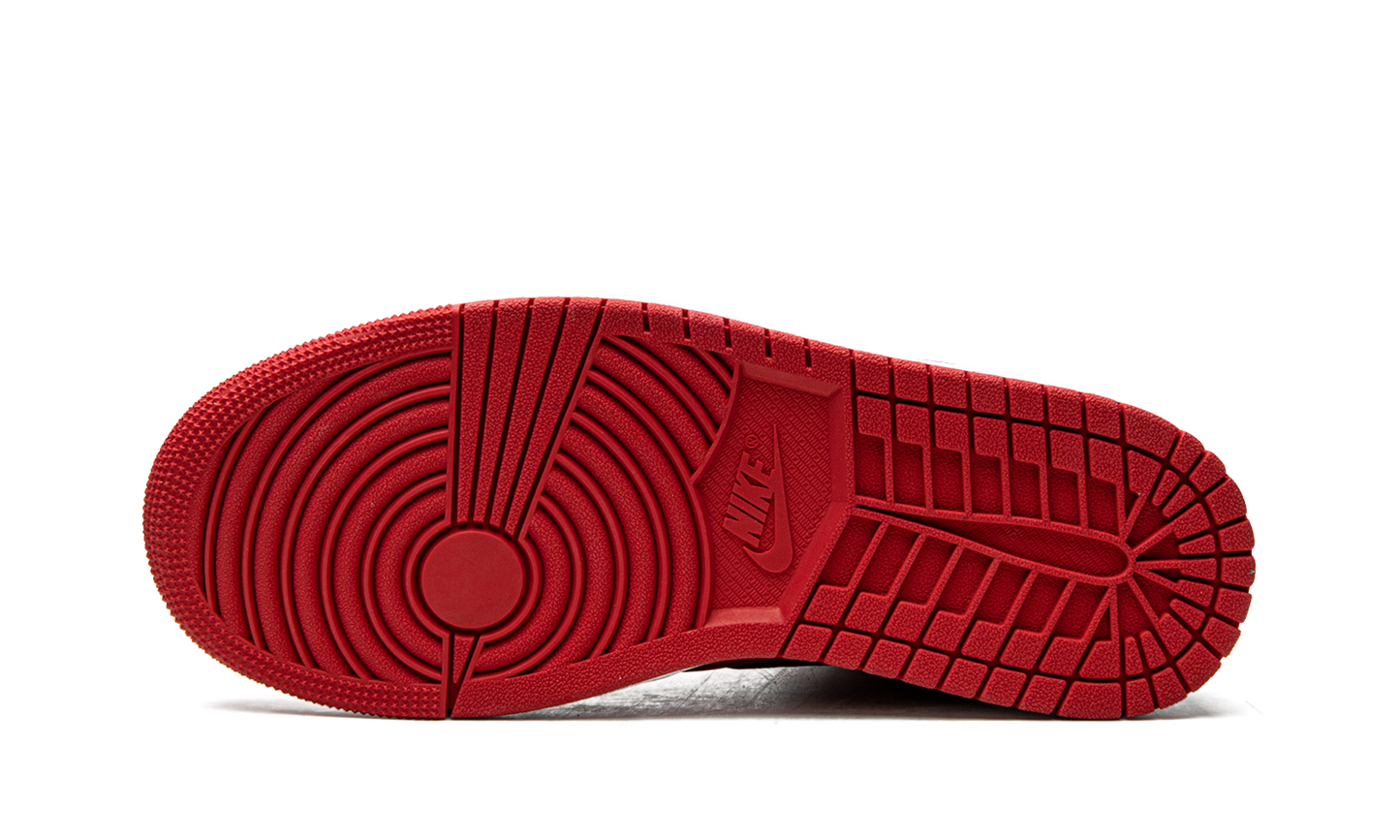 Air Jordan 1 Mid Reverse Bred (2021)