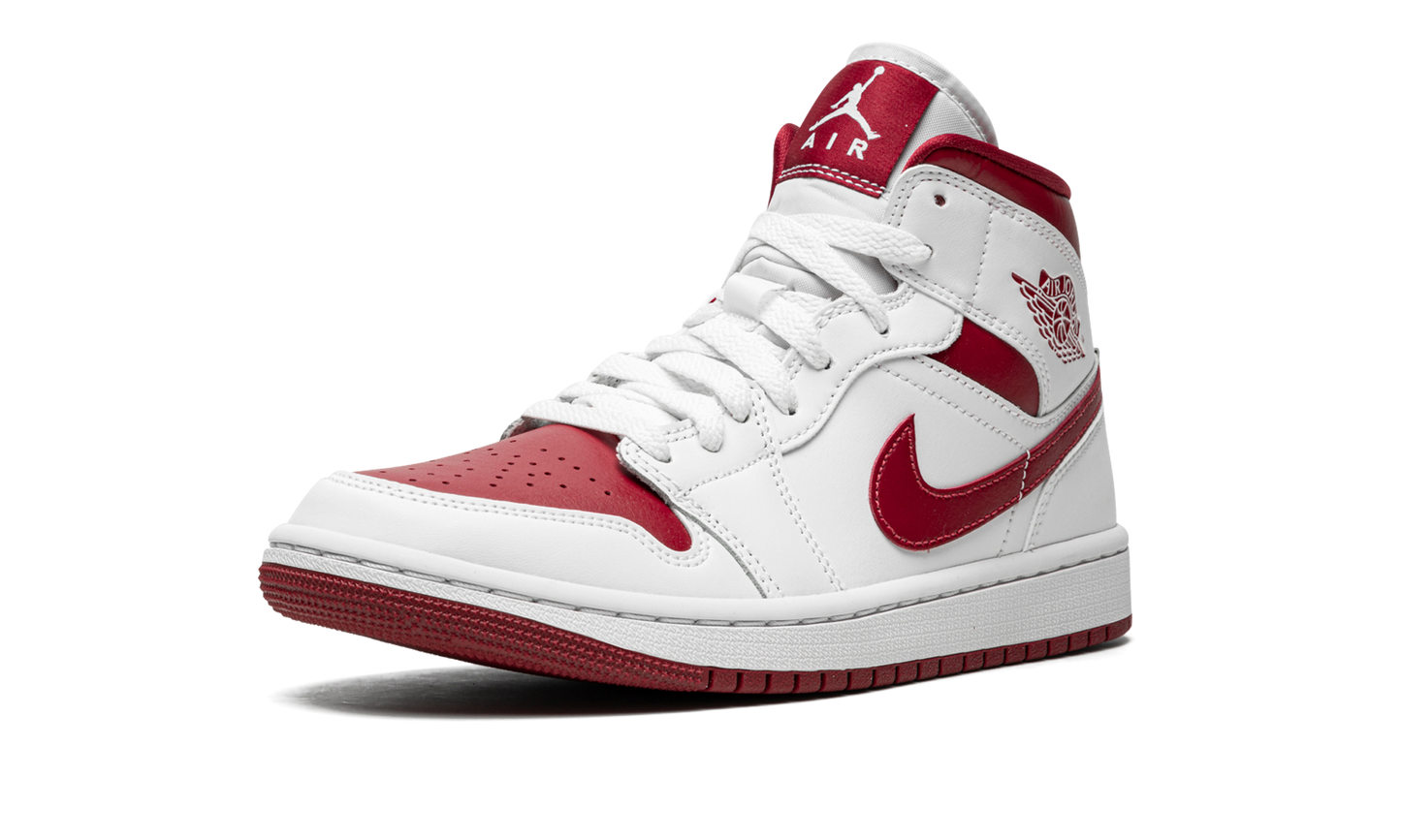 Air Jordan 1 Mid Reverse Chicago