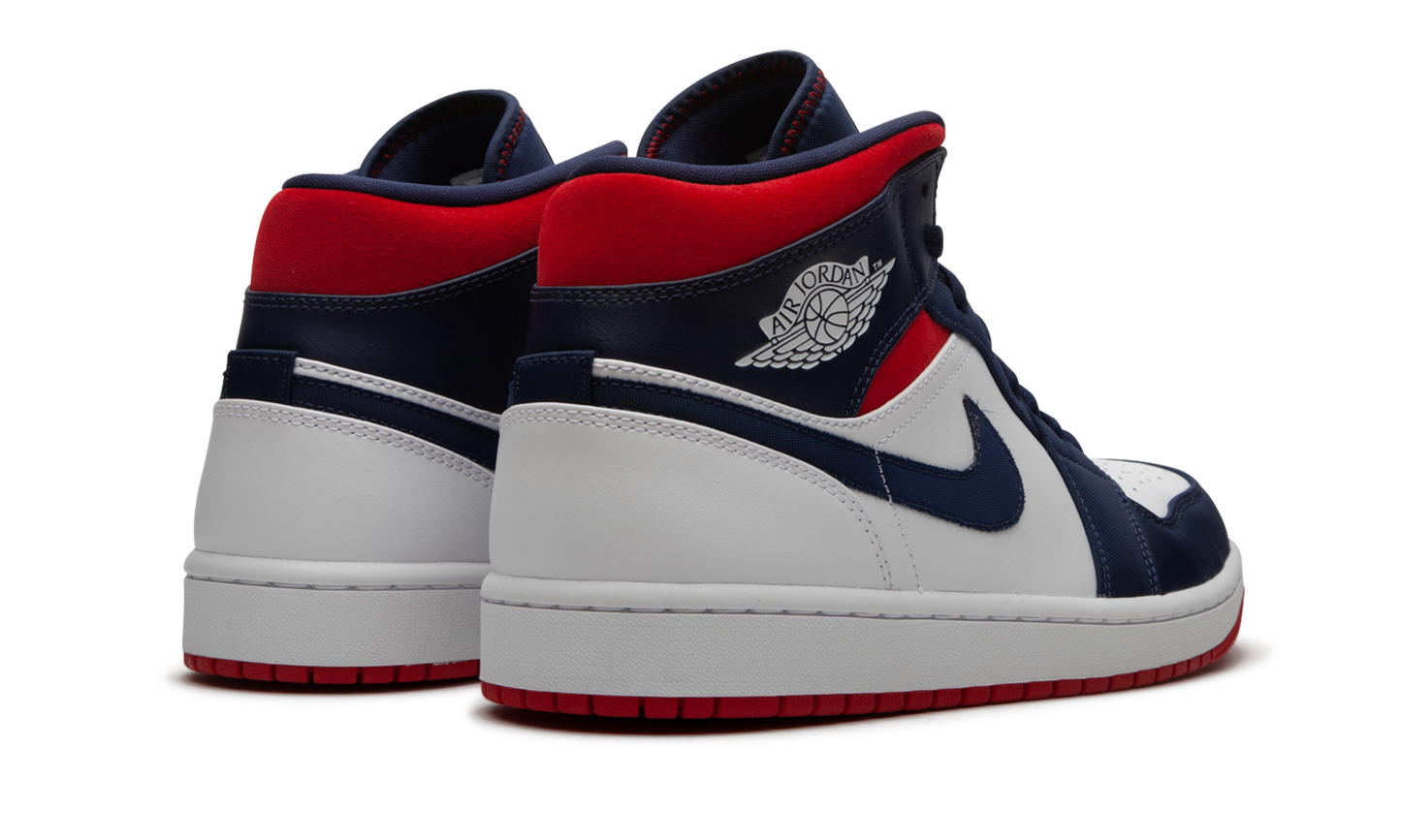 Air Jordan 1 Mid SE USA