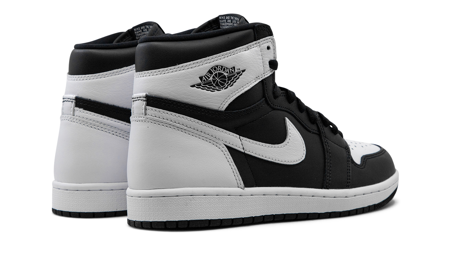 Air Jordan 1 Retro High OG Black White