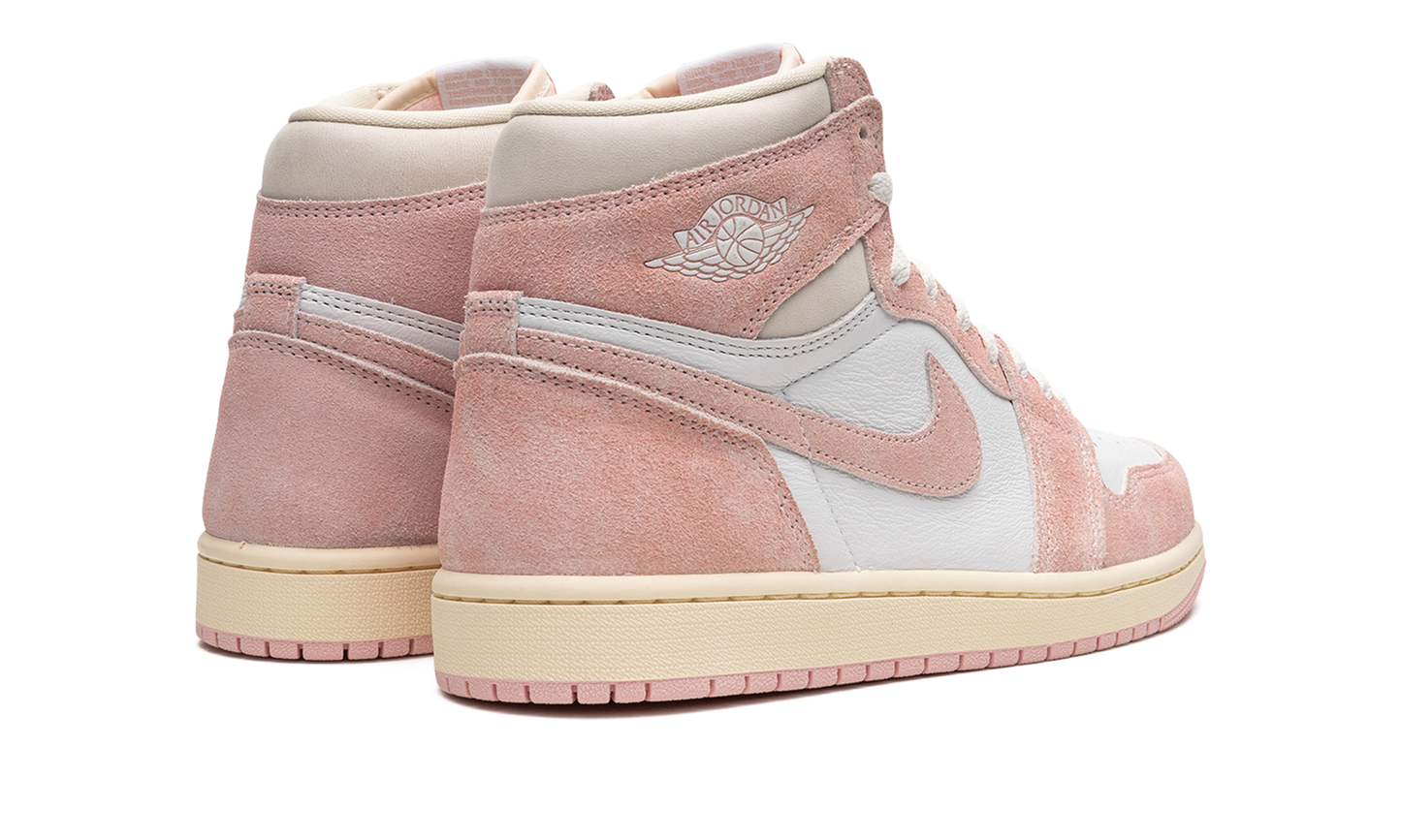 Air Jordan 1 Retro High OG Washed Pink