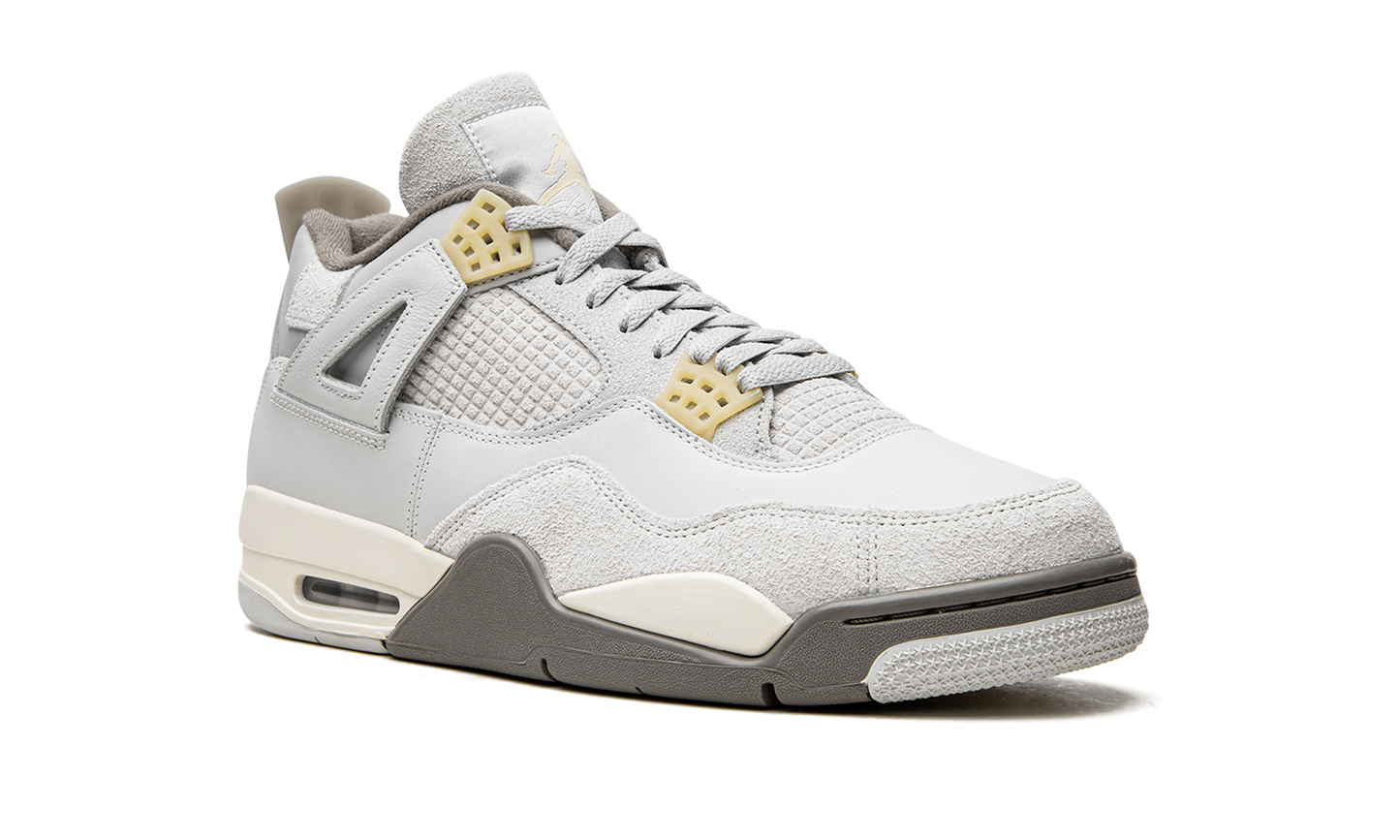 Air Jordan 4 Retro SE Craft Photon Dust