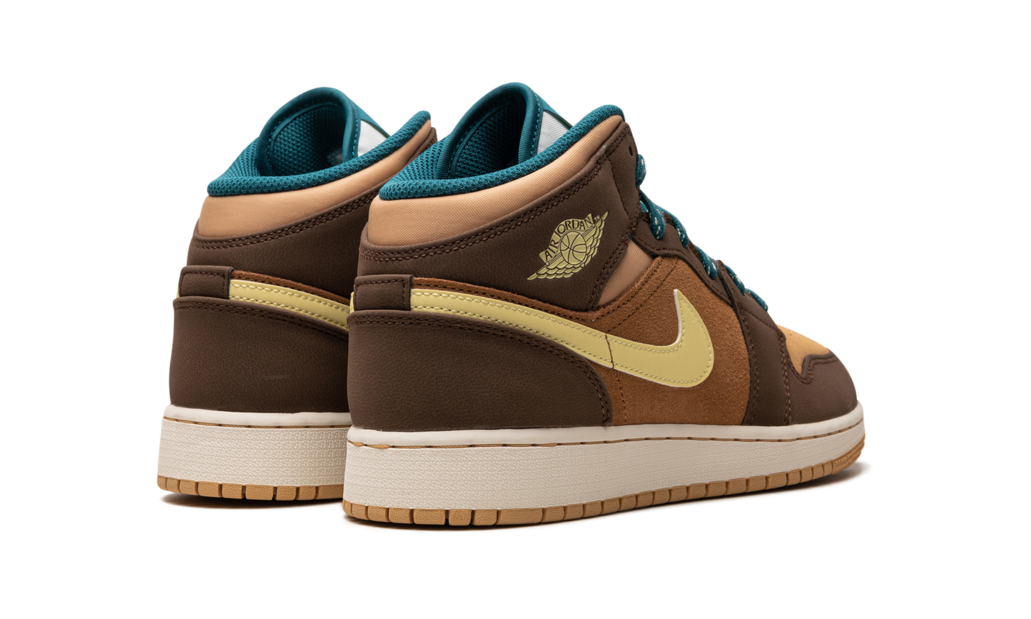 Air Jordan 1 Mid Cacao Wow