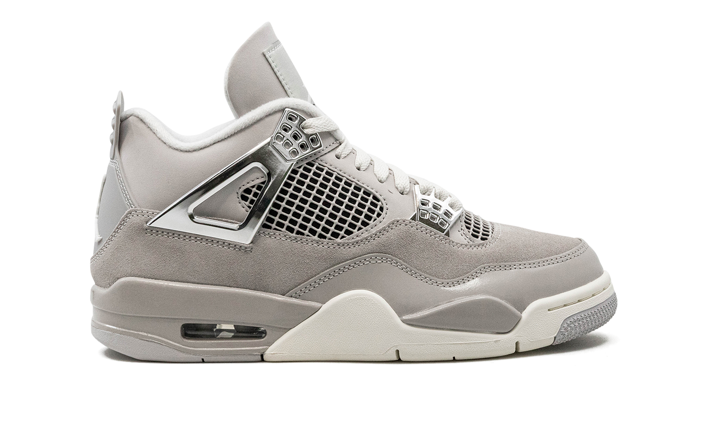 Air Jordan 4 Retro Frozen Moments