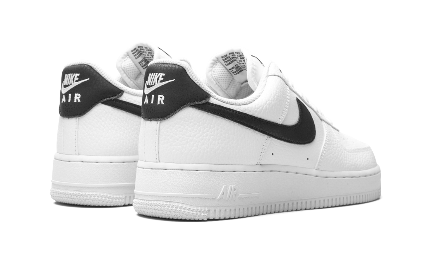 Nike Air Force 1 Low '07 White Black Pebbled Leather