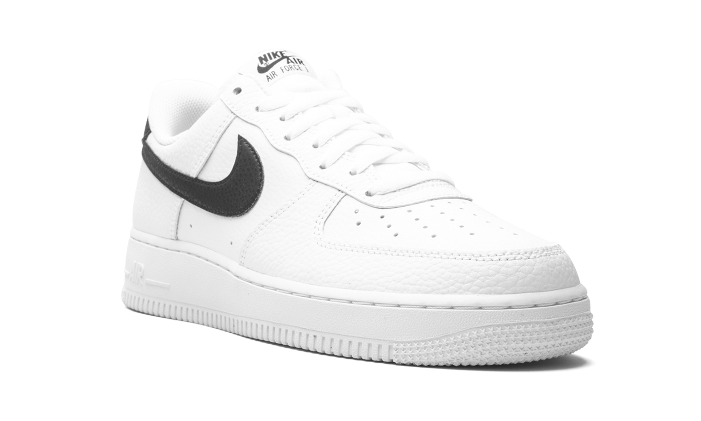 Nike Air Force 1 Low '07 White Black Pebbled Leather