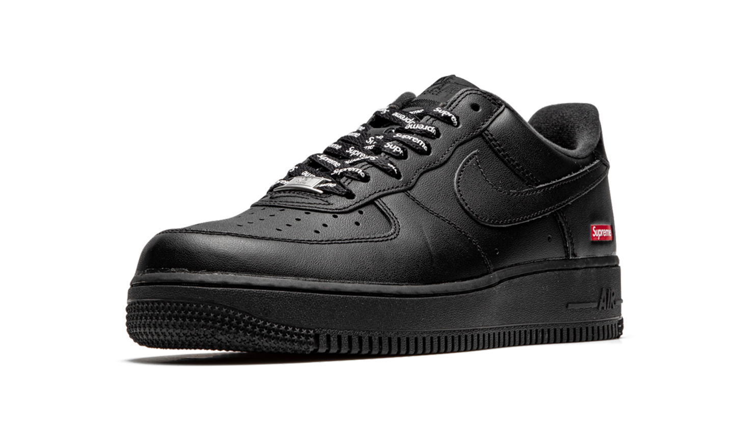 Nike Air Force 1 Low Supreme Black