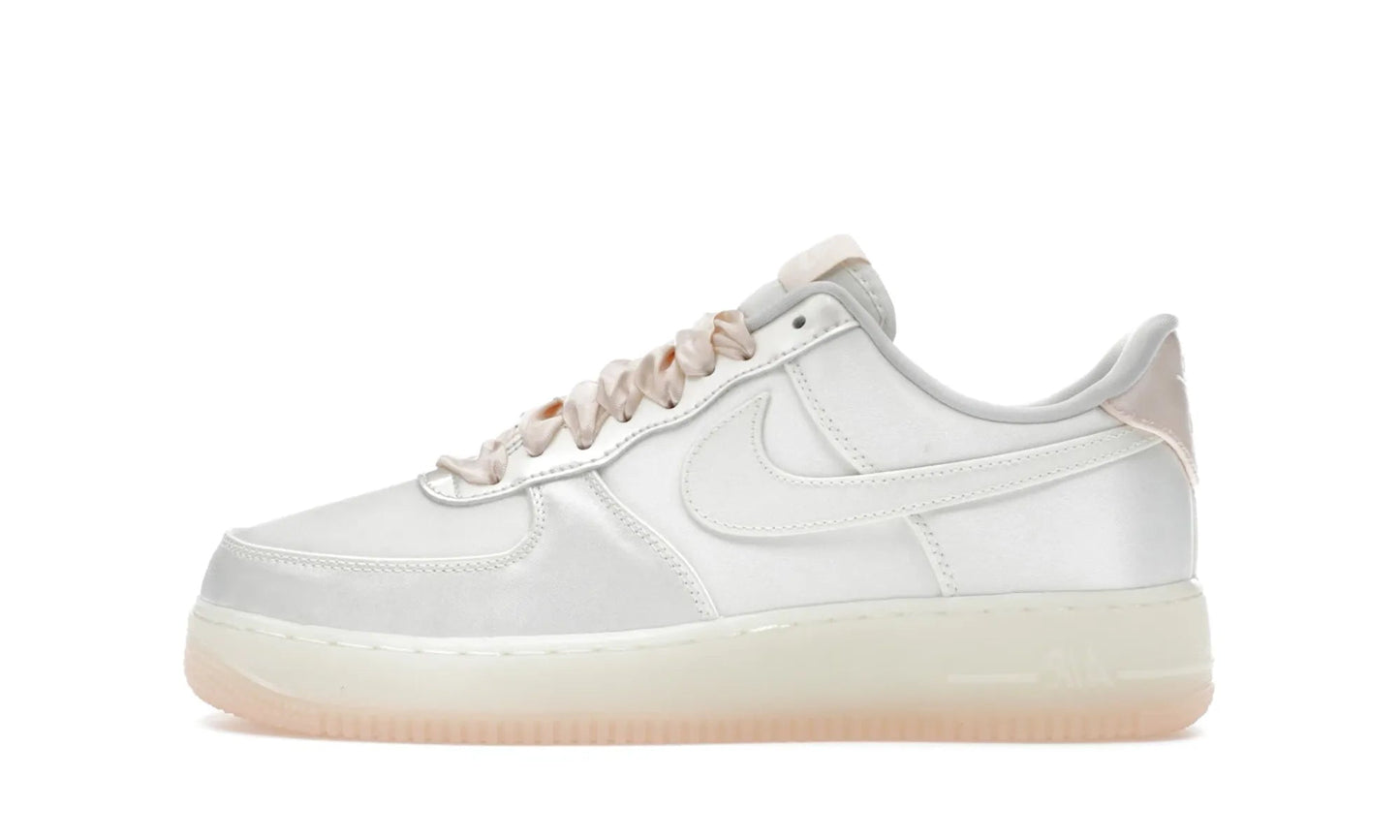 Nike Air Force 1 Low '07 LV8 Sail Barely Orange