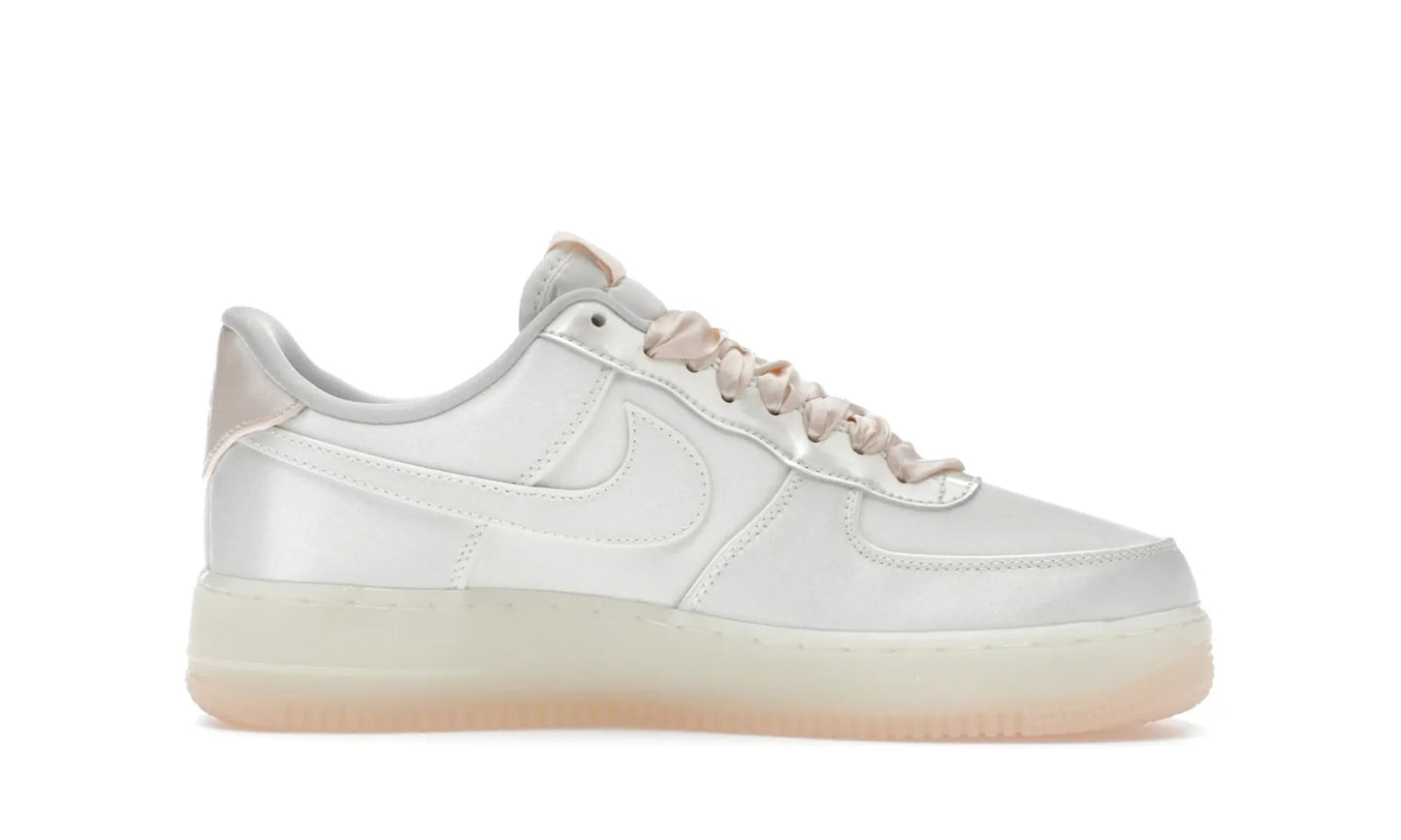 Nike Air Force 1 Low '07 LV8 Sail Barely Orange