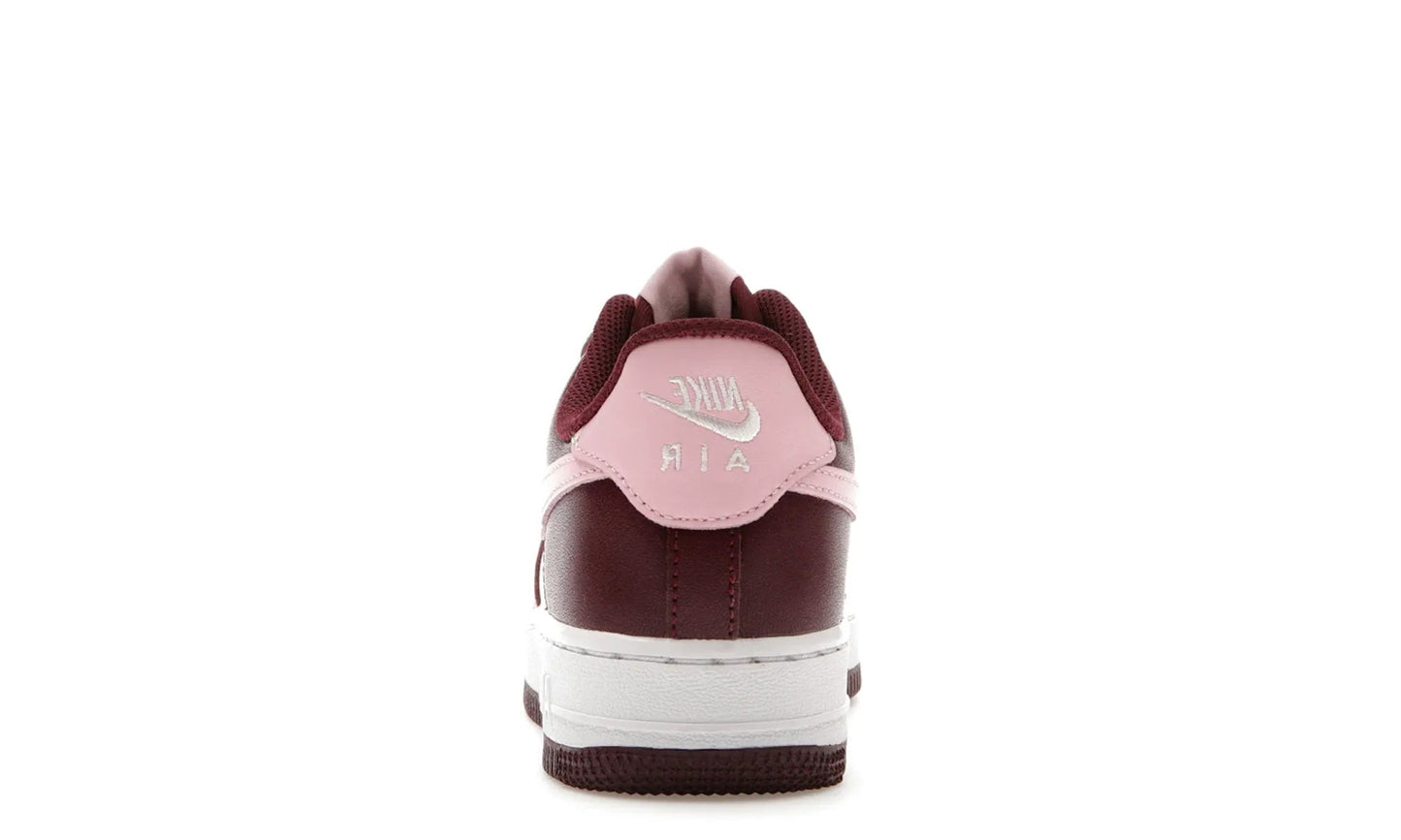 Nike Air Force 1 Low '07 Valentineâs Day (2023)