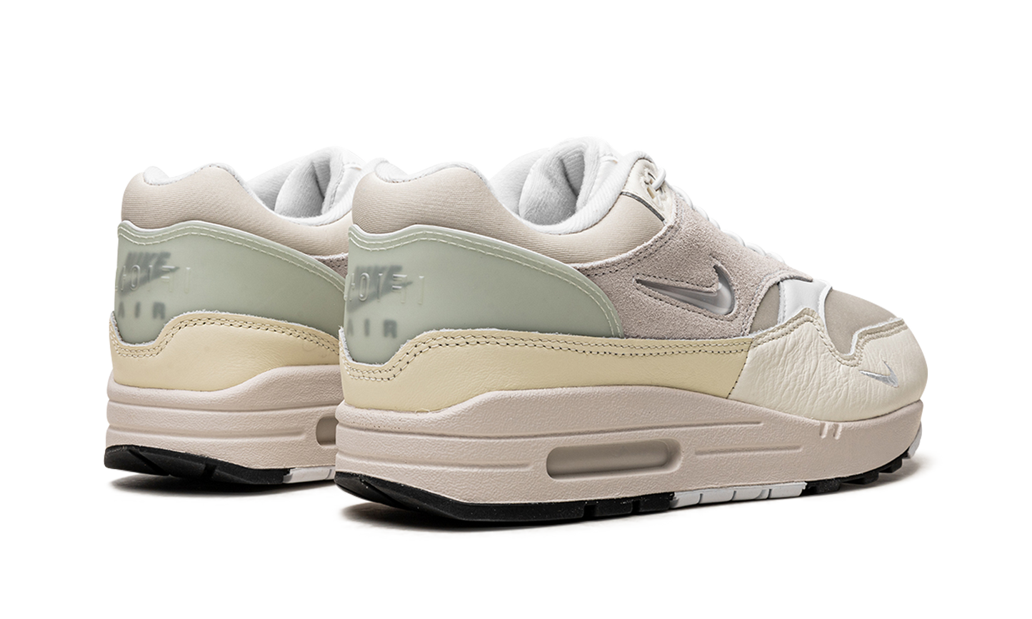 Nike Air Max 1 Premium Hangul Day