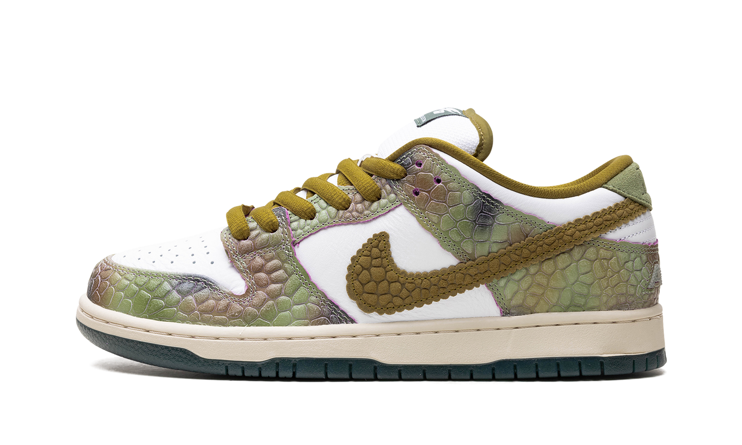 Nike SB Dunk Low Alexis Sablone Chameleon