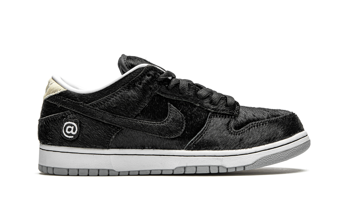 Nike SB Dunk Low Medicom Toy (2020)
