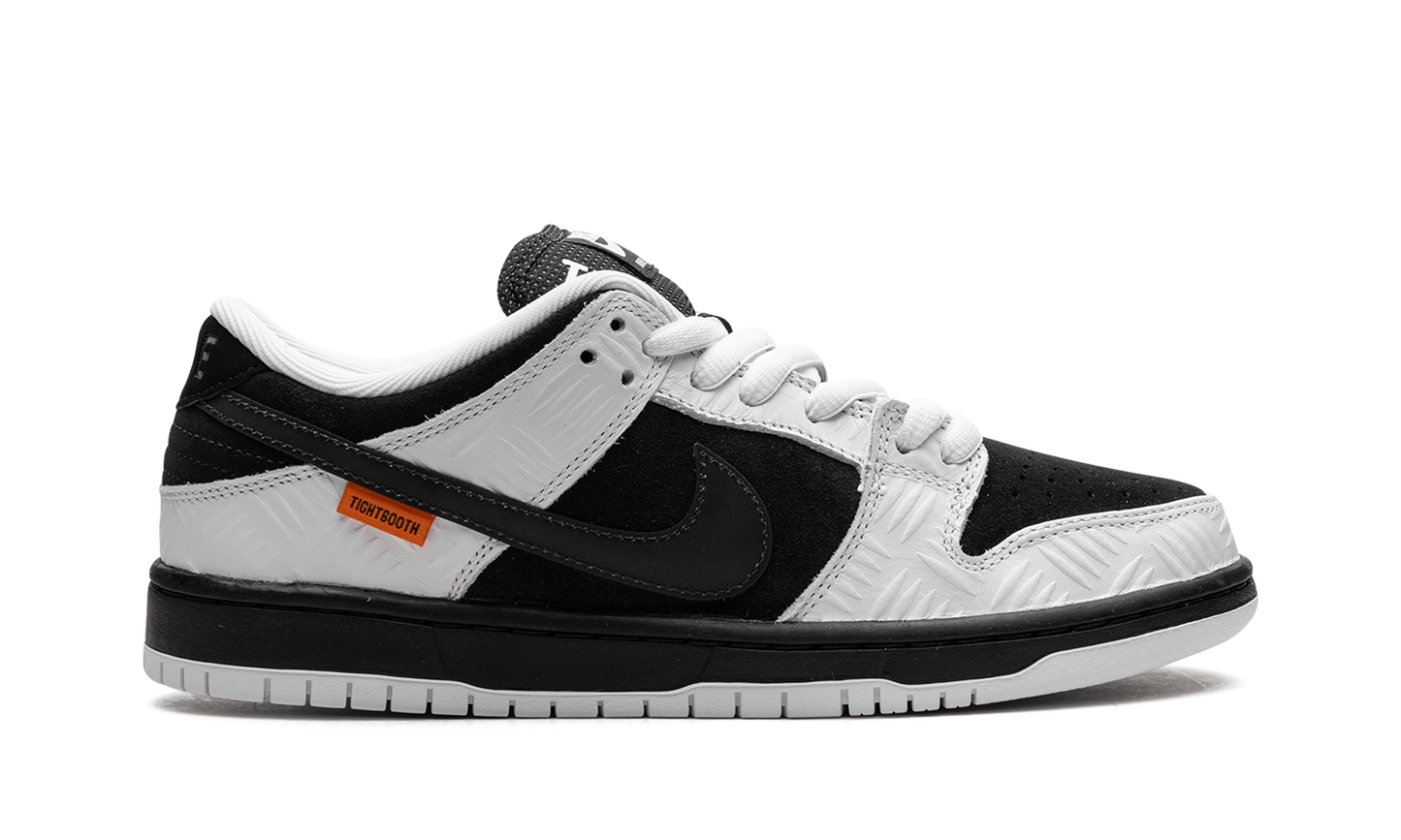 Nike SB Dunk Low TIGHTBOOTH