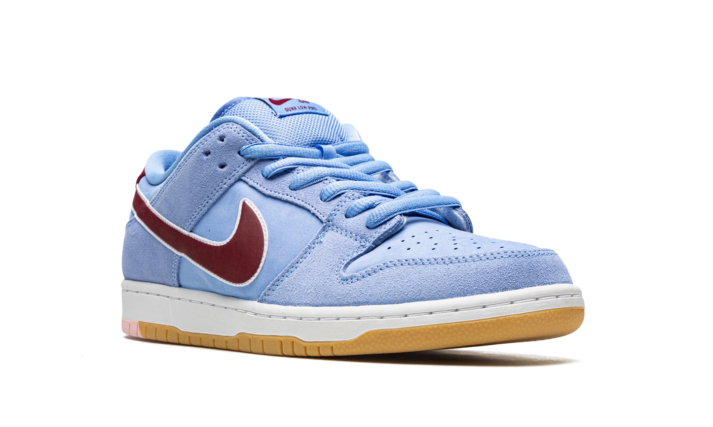 Nike SB Dunk Low Philadelphia Phillies