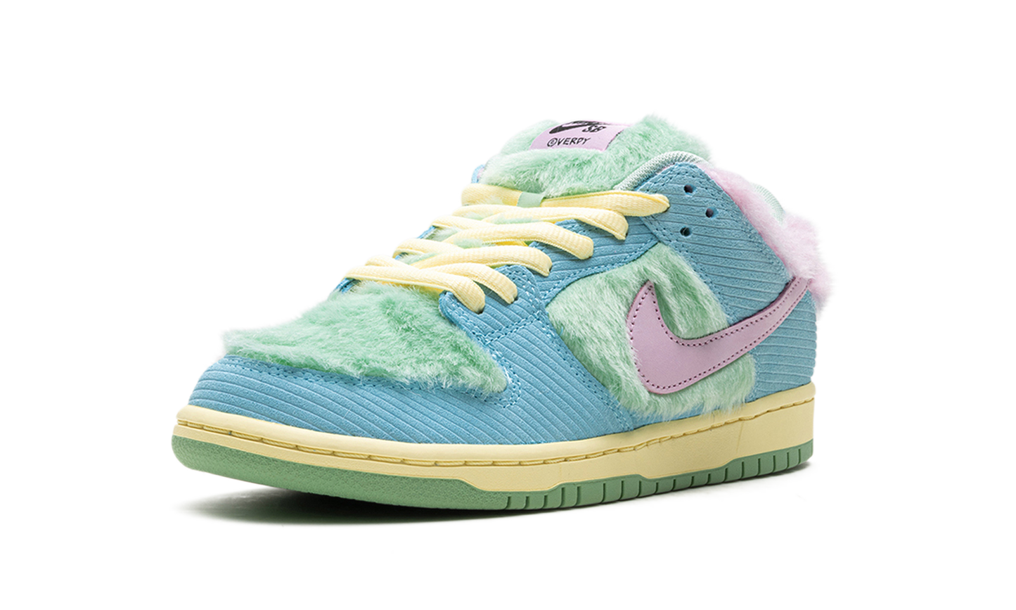 Nike SB Dunk Low Verdy Visty
