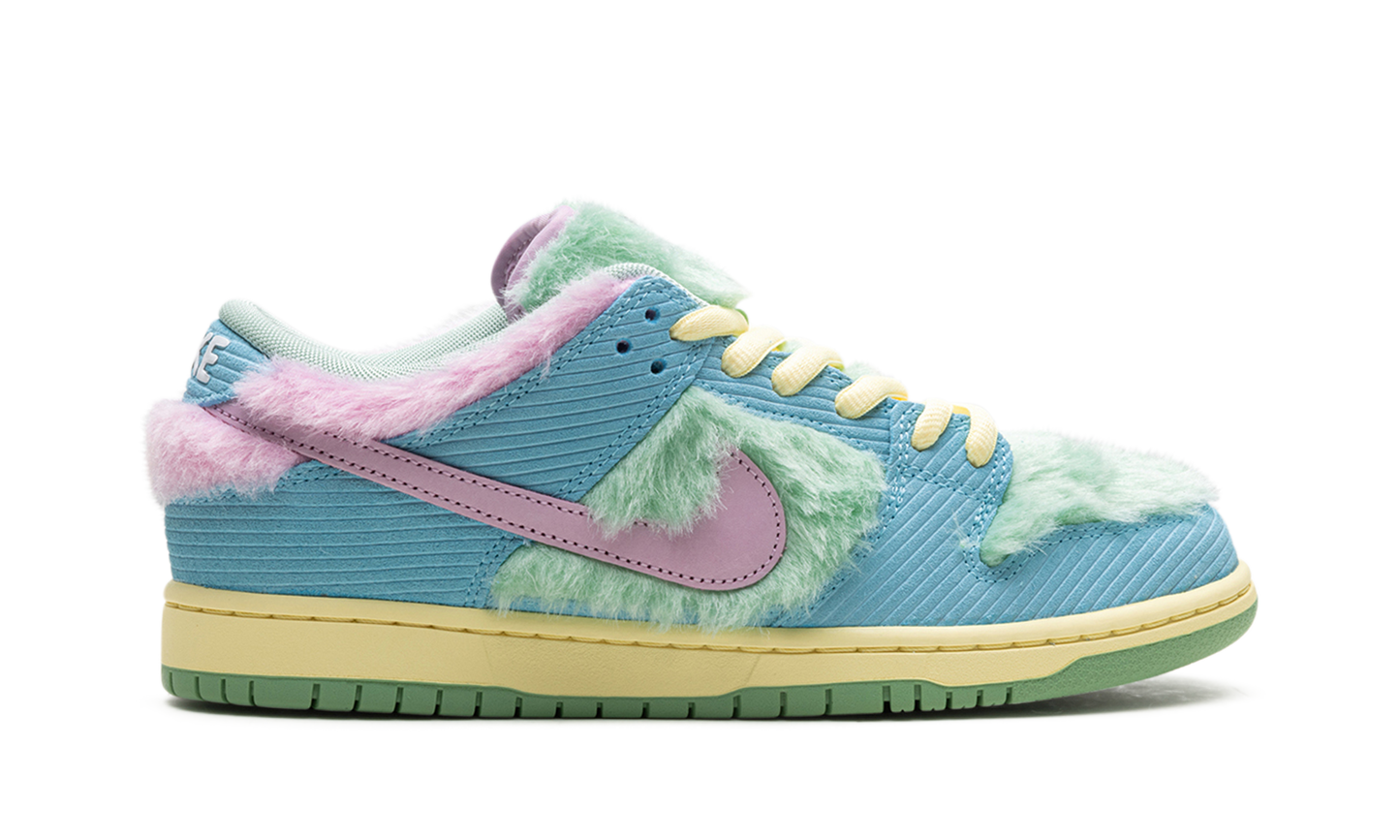 Nike SB Dunk Low Verdy Visty