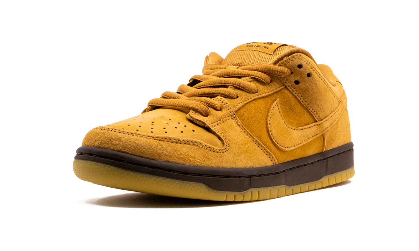 Nike SB Dunk Low Wheat