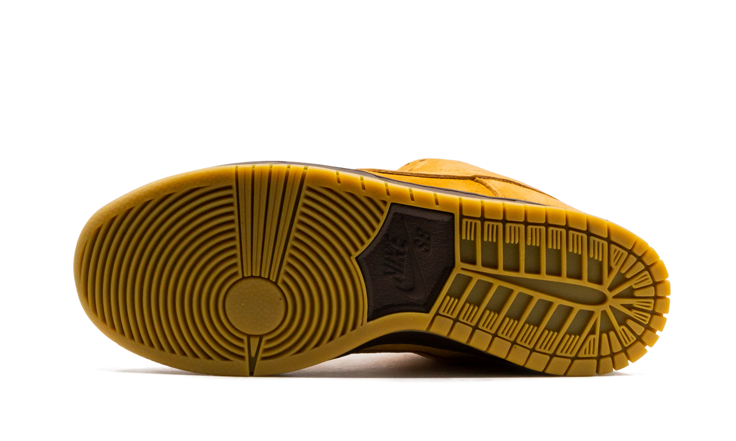 Nike SB Dunk Low Wheat