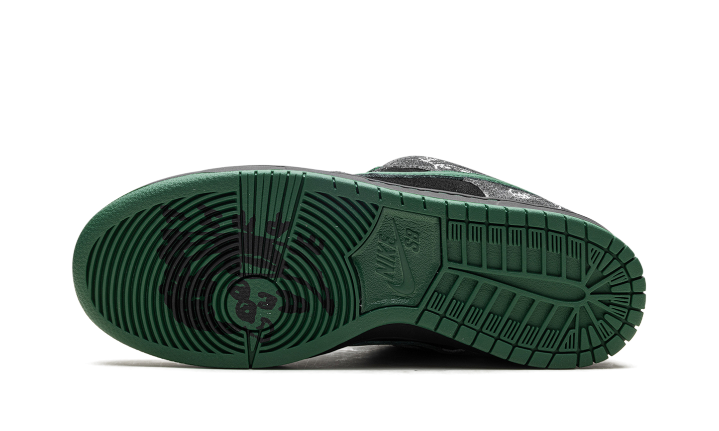 Nike SB Dunk Low There Skateboards