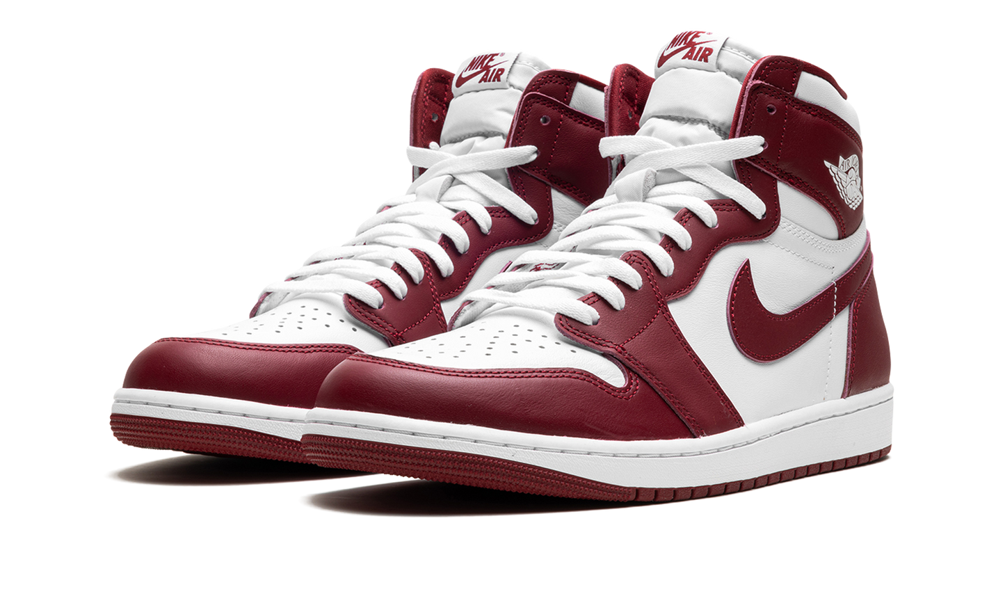 Air Jordan 1 Retro High OG Artisanal Team Red