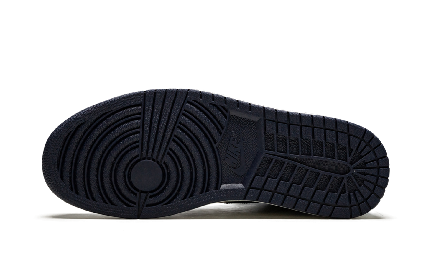 Air Jordan 1 Retro High Obsidian