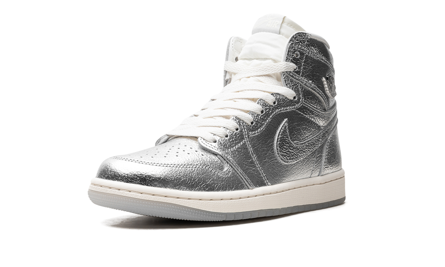 Air Jordan 1 Retro High OG Chrome