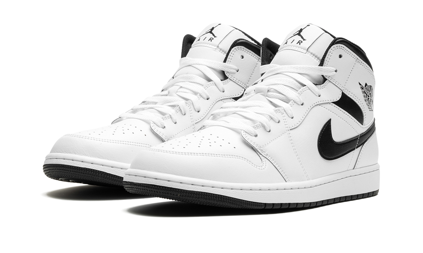 Air Jordan 1 Mid Reverse Panda