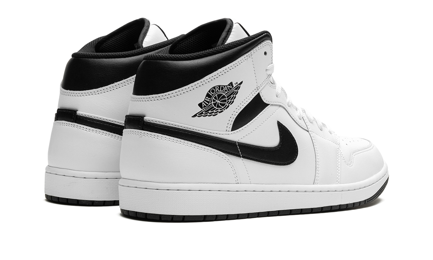 Air Jordan 1 Mid Reverse Panda