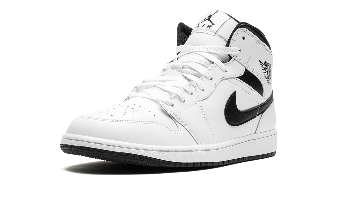 Air Jordan 1 Mid Reverse Panda
