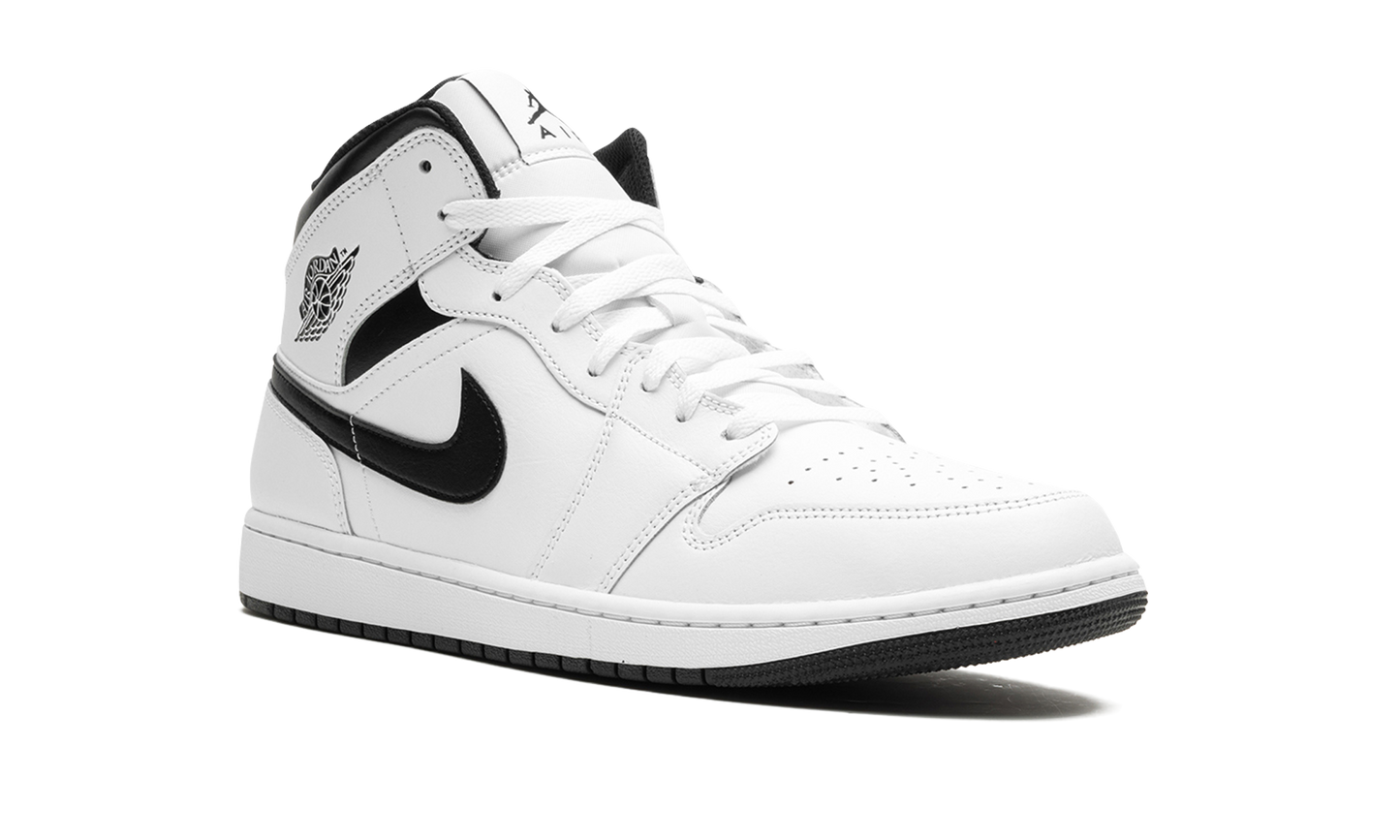 Air Jordan 1 Mid Reverse Panda